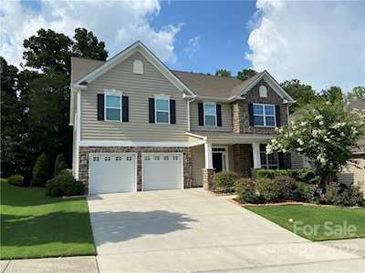 4836 Pepper Dr Harrisburg, NC 28075