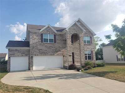 8341 Denver Dr Avon, IN 46123