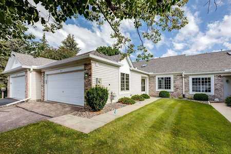 767 Markgrafs Lake Draw Woodbury, MN 55129