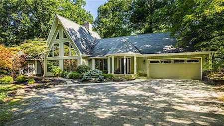 940 Tillson Dr Zionsville, IN 46077