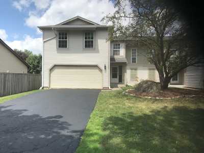 1656 Estate Circle Naperville, IL 60565