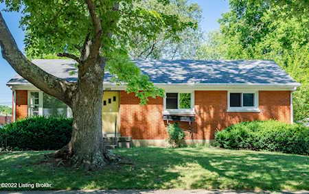 3215 Ellis Way Louisville, KY 40220