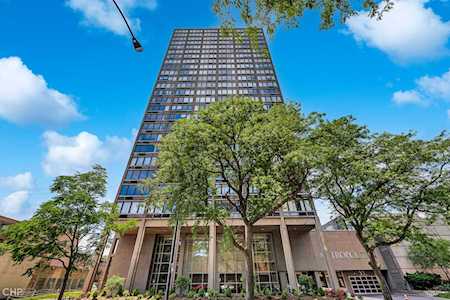 5320 N Sheridan Rd #1208 Chicago, IL 60640