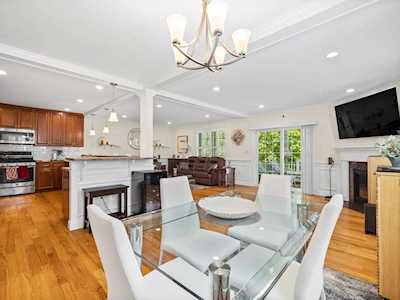 6 Robinson Rd #3 Lexington, MA 02420