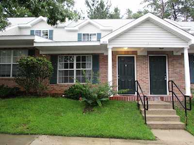 2738 W Tharpe St Tallahassee, FL 32303