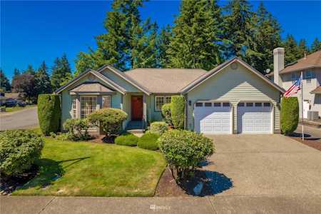 26027 Lake Wilderness Country Club Dr SE Maple Valley, WA 98038