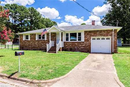 3701 Bamboo Rd Portsmouth, VA 23703