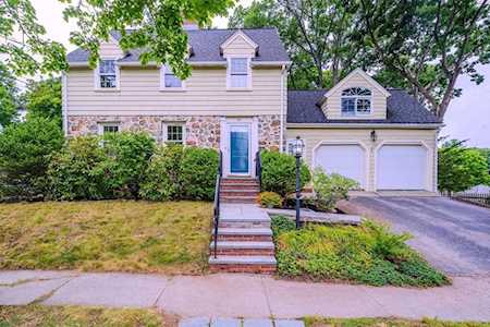 61 Richfield Rd Arlington, MA 02474