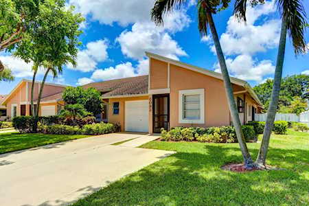 8092 Sweetbriar Way Boca Raton, FL 33496