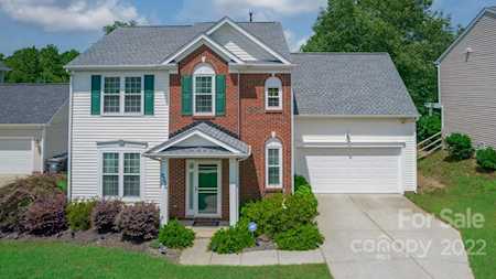 8236 Rolling Meadows Ln Huntersville, NC 28078