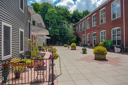 5 S Stone Mill Dr #322 Dedham, MA 02026