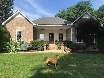 6807 Pulltight Hill Rd College Grove, TN 37046