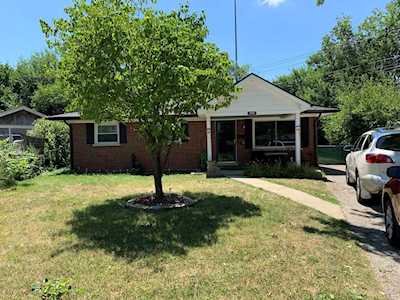 2100 Faye Circle Lexington, KY 40505