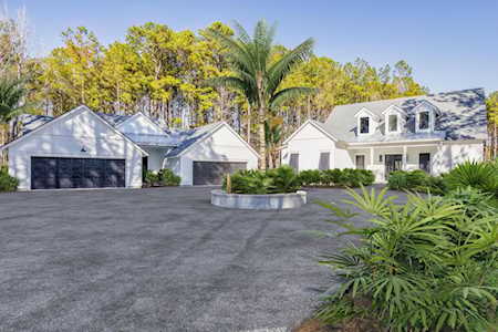 1456 Tannanger Trl Awendaw, SC 29429