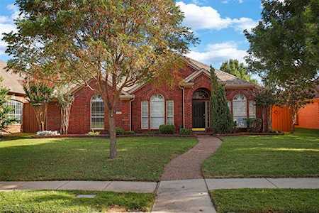 4521 Wyvonnes Way Plano, TX 75024