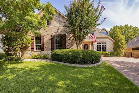 2008 Hillcrest Court Mckinney, TX 75072