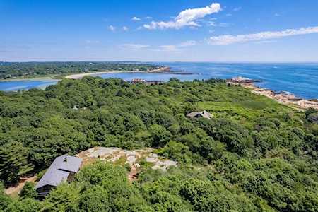 44 Fort Hill Ave Gloucester, MA 01930