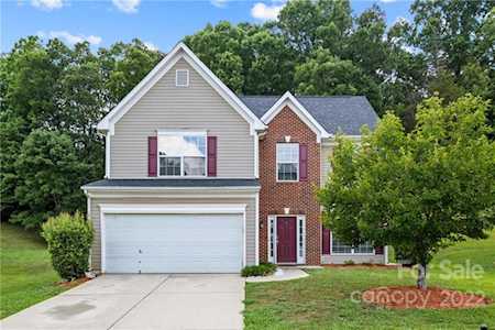 6000 Ashebrook Dr Concord, NC 28025