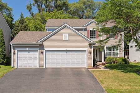 4107 Oakbrooke Curve Eagan, MN 55122