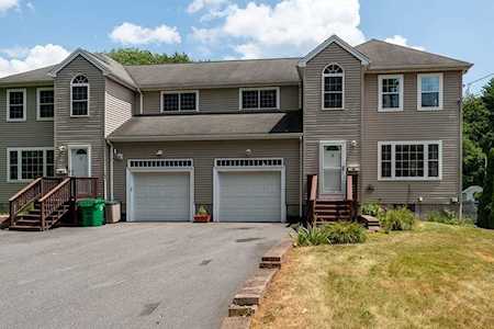 15 Raymond Marchetti St #15 Ashland, MA 01721