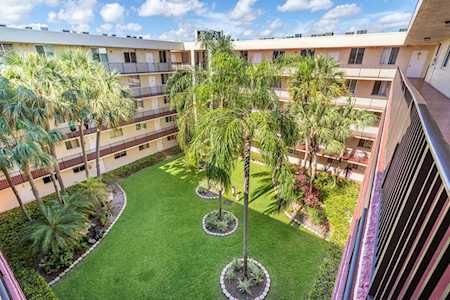 3137 Riverside Drive #A-503 Coral Springs, FL 33065