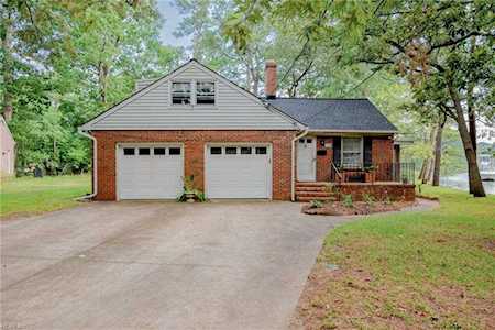 225 Betty Ct Norfolk, VA 23502