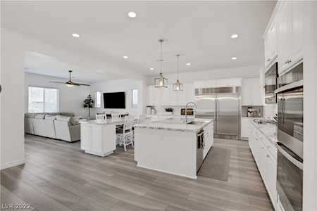 9612 Aqua Harbor Way Las Vegas, NV 89178