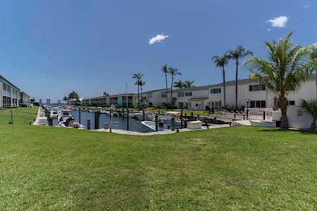132 Wettaw Lane #118 North Palm Beach, FL 33408