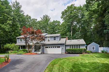 131 Pomeroy Meadow Rd Southampton, MA 01073
