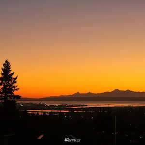 7631 80th Ave NE Marysville, WA 98270