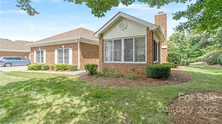 8533 Windsor Ridge Dr Charlotte, NC 28277