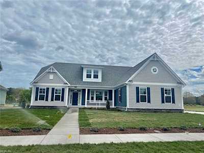 2965 Weston Loop Virginia Beach, VA 23456