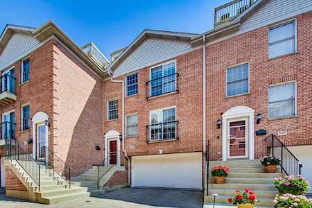 109 S Evergreen Ave Arlington Heights, IL 60005