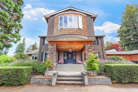 16066 Inglewood Rd NE Kenmore, WA 98028