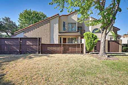 555 Ranch Trail #206 Irving, TX 75063