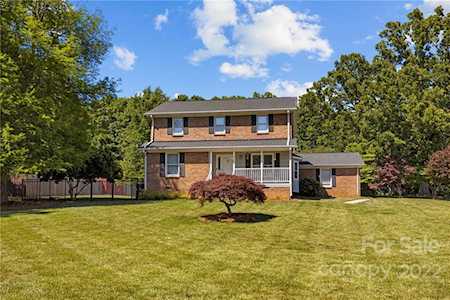4400 Bainview Dr Mint Hill, NC 28227