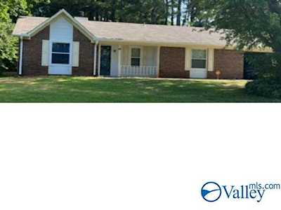 119 Collins Lane Meridianville, AL 35759