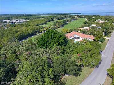 2829 Wulfert Rd Sanibel, FL 33957