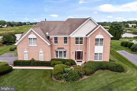 135 Country Club Dr Moorestown, NJ 08057