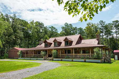 490 New Valley Rd Summerville, SC 29486