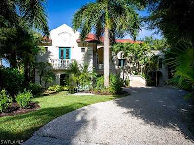 1356 Eagle Run Dr Sanibel, FL 33957