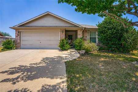 9232 Monument Court Fort Worth, TX 76244