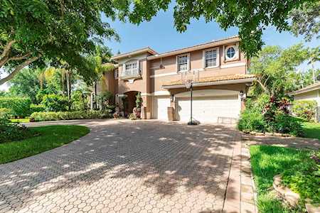 372 NW 118th Terrace Coral Springs, FL 33071