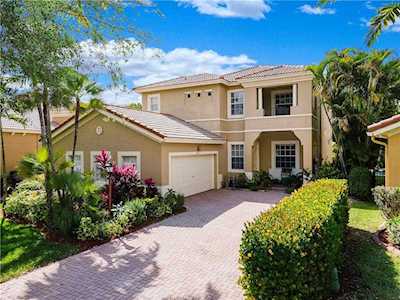 5828 NW 120th Ave Coral Springs, FL 33076