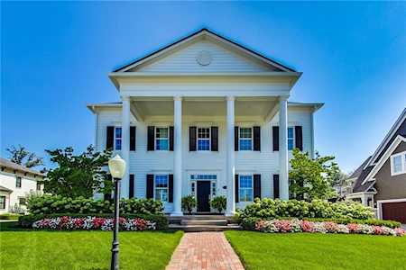 2257 Finchley Rd Carmel, IN 46032