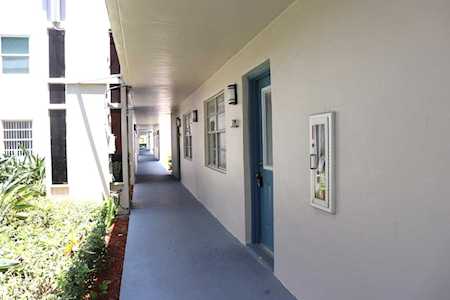 780 Normandy Q Lane Delray Beach, FL 33484