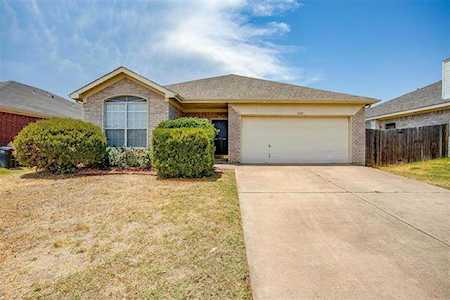 7109 Park Creek Circle E Fort Worth, TX 76137