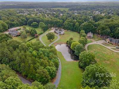 1015 Farm Creek Rd Waxhaw, NC 28173