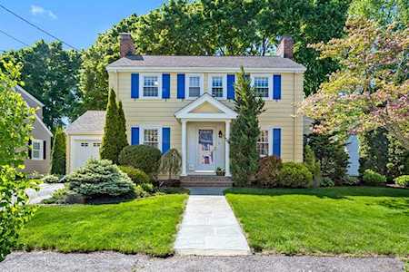 55 Eliot Road Arlington, MA 02474