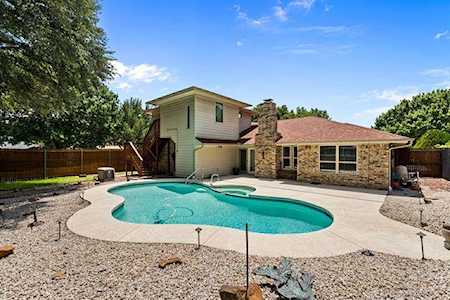 2000 Sequoia Court Grapevine, TX 76051